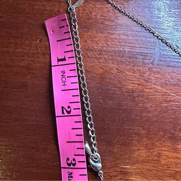 Vintage Avon Horseshoe Luck Rhinestone Necklace Retro Minimalist Costume Jewelry - Picture 6 of 12